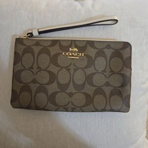 Coach Signature Brown Wristlet, Excellent Condition